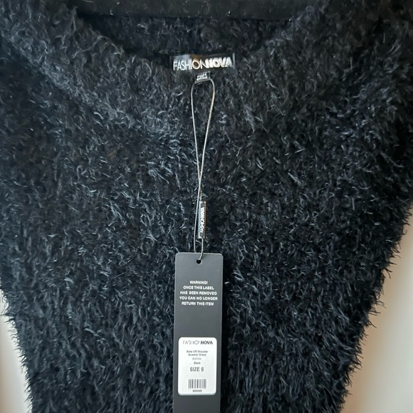 NWT Small Off Shoulder Mini Dress fuzzy black S
Long Sleeve Bella Cozy Stretch - Picture 3 of 7